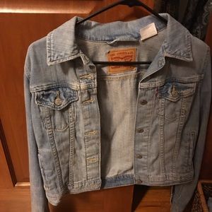 Cropped jean jacket